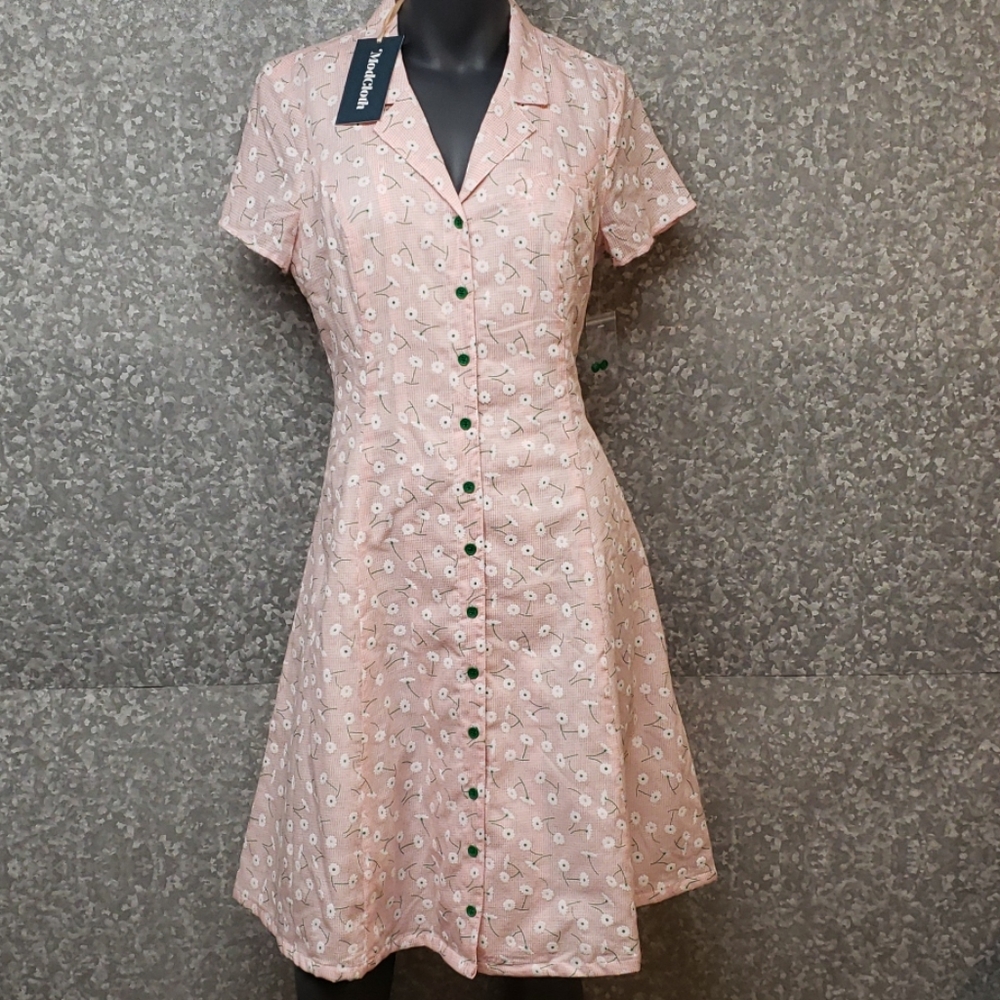 New!! Modcloth pink with white flowers